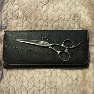 Hattori Hanzo 5.5” Kime Professional Shears with Original Leather Case